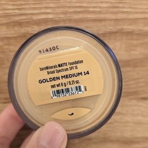 NEW Never Opened Matte Golden Medium bareMinerals Foundation
